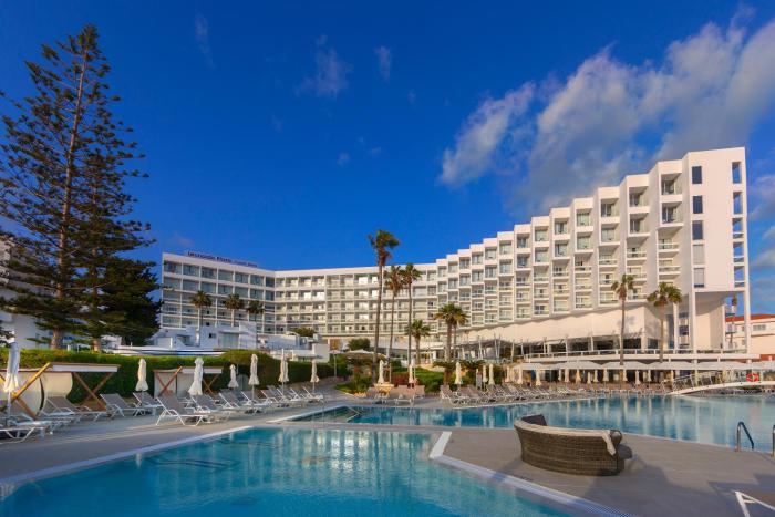 leonardo plaza cypria maris beach hotel and spa