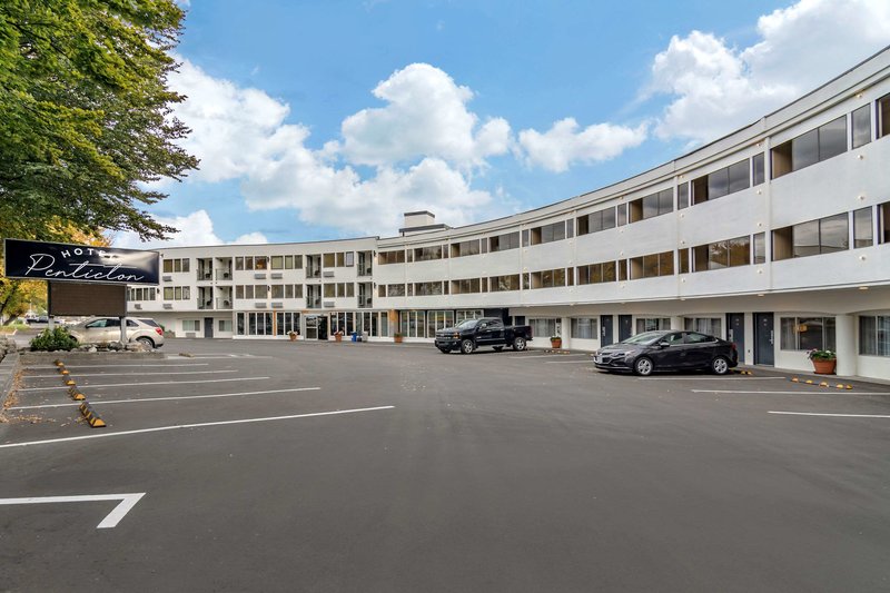 Hotel Penticton: Ascend Collection,Penticton>>Kelowna,3 star