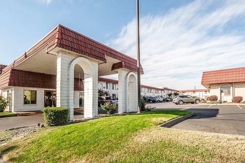 Oyo Hotel Hermiston Or, Downtown,Tulsa>>Hermiston,2 star