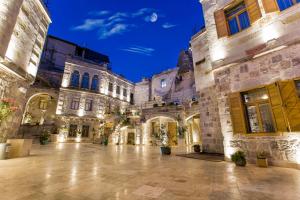 imperial cave suites and spa