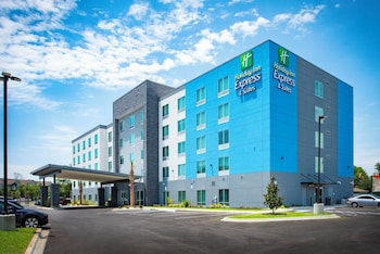 Holiday Inn Express & Suites Pensacola Airport North – I-10,,0 star
