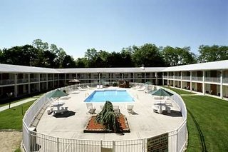 Crystal Inn Neptune