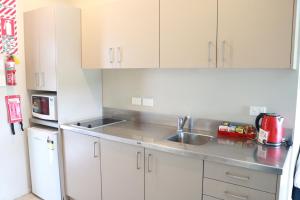 haruru falls motel and conference centre