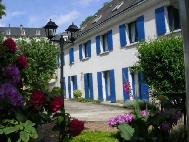 hotel le castel fleuri