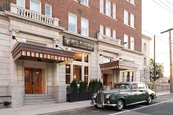 Hotel Petersburg, Tapestry Collection By Hilton,,4 star