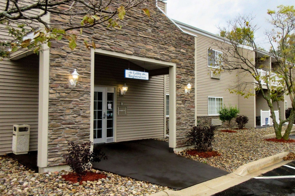Quality Inn & Suites Red Wing,Minnesota>>Goodhue,3 star