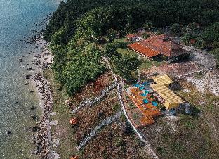 Golden Cliff Beach Resort,In Laem Klat,3 star