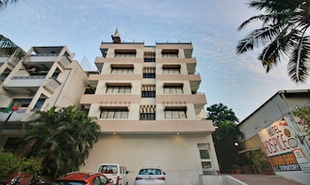 Hotel Hospice,Khodiyar Nagar,3 star