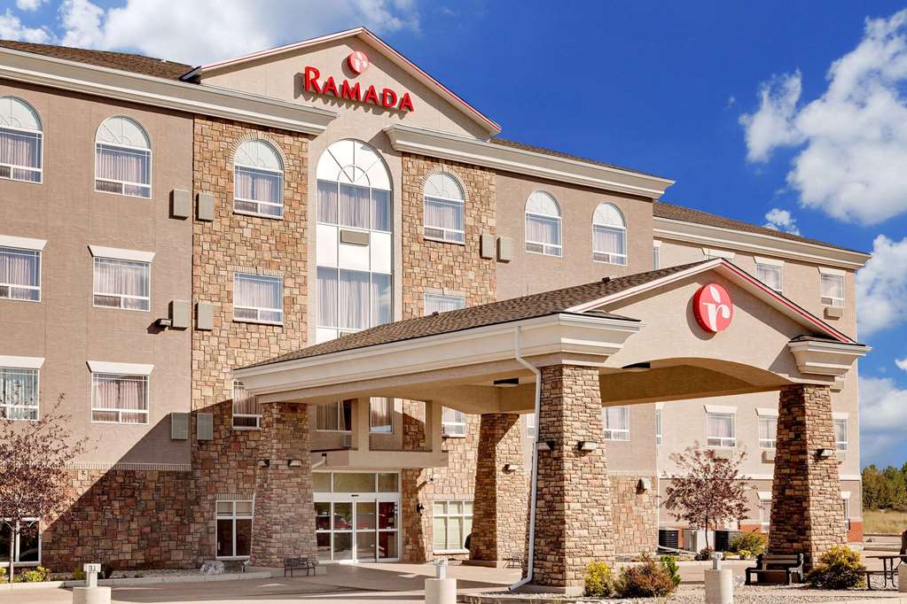 Ramada By Wyndham Lac La Biche,Calgary>>Alberta,2.5 star