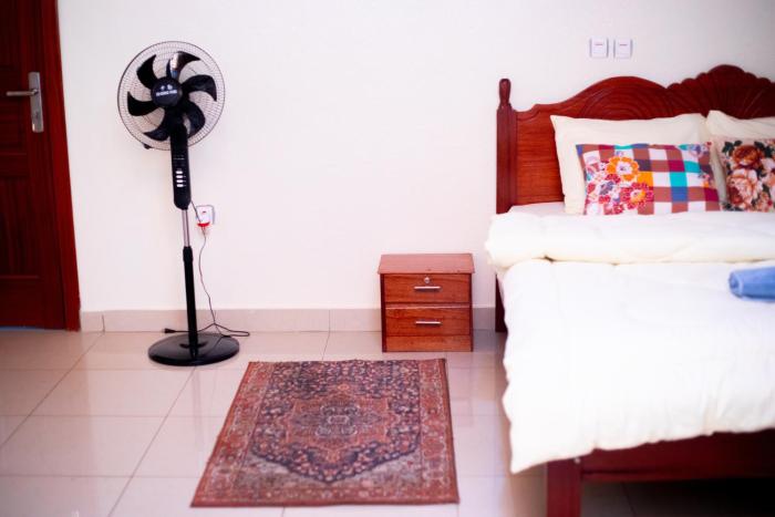 inviting 6 bedrooms apartment in kigali