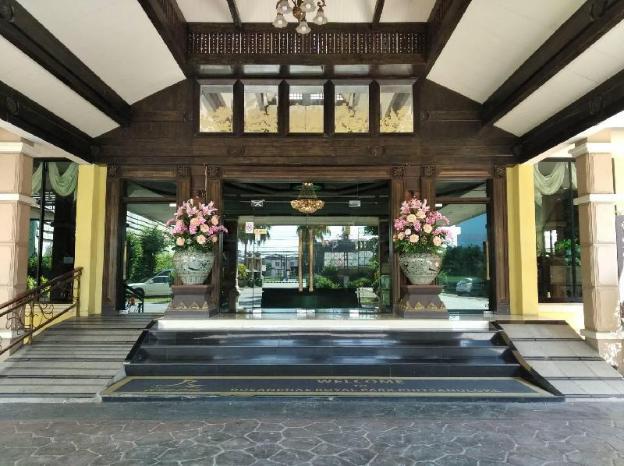 Ruean Phae Royal Park Hotel,Wang Thong>>Phitsanulok,3.5 star