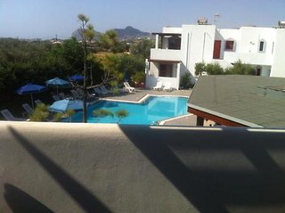 triantafillas suites