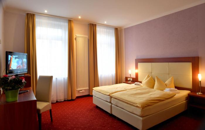 hotel viacity