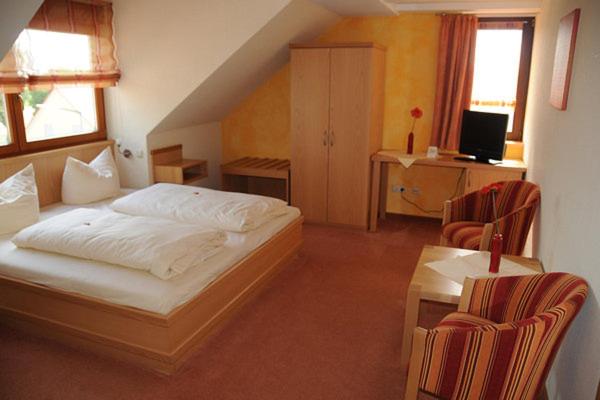 Hotel Schwarzes Ross,Giebelstadt>>Dettelbach,3 star