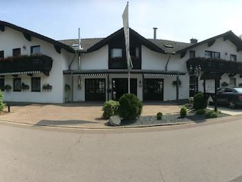 Landhotel Linden Am Venekotensee,Brueggen>>Bolenberg,3 star