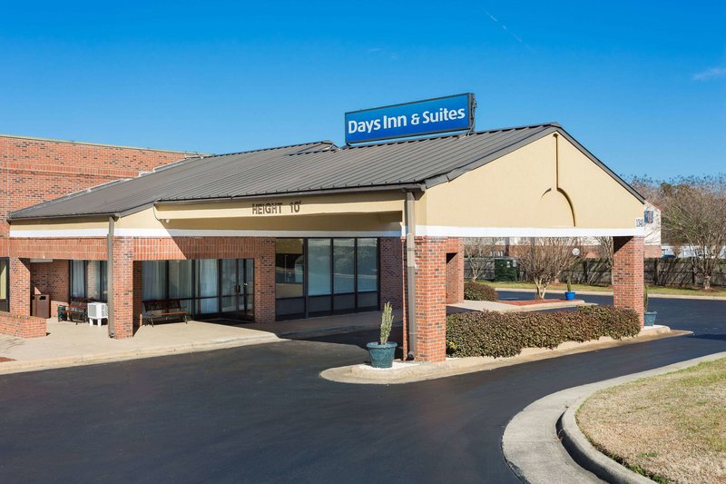 Days Inn & Suites By Wyndham Rocky Mount Golden East,Rocky Mount>>Dortches,2 star