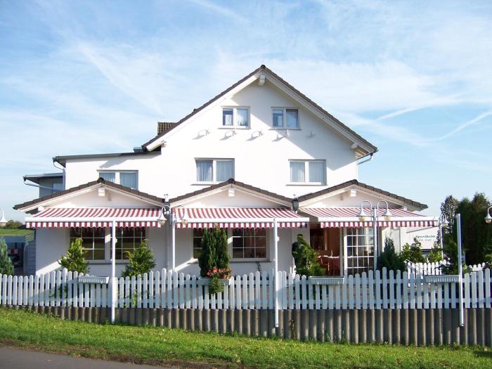 Hotel Am Kirschberg,Giessen>>Buseck,3 star