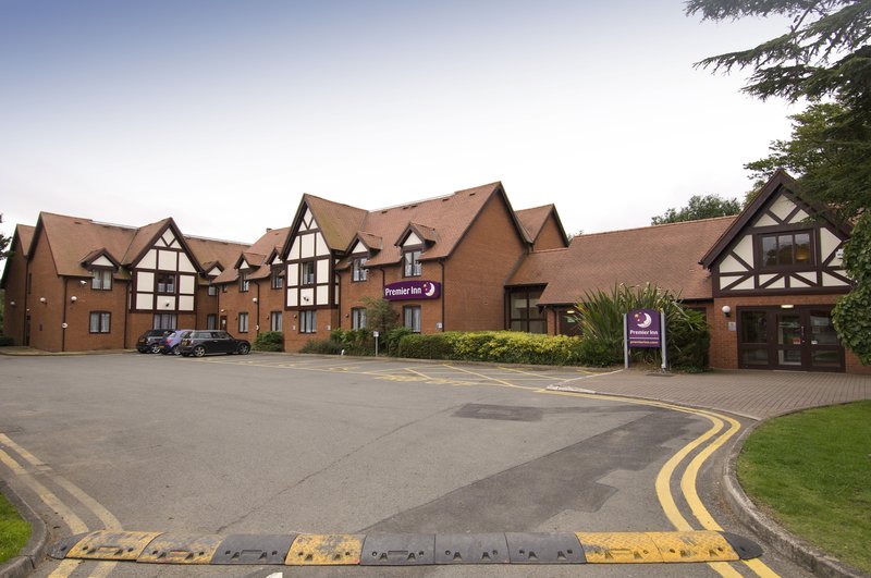 premier inn balsall common near nec