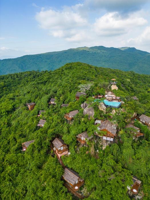 yalong bay earthly paradise birds nest resort mountain villas