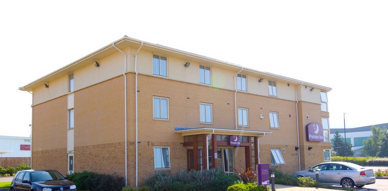 premier inn gloucester business park