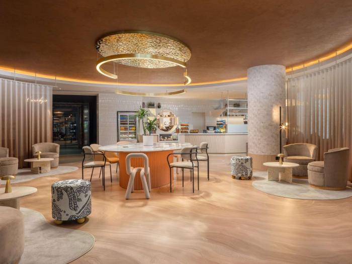 Mercure London Earls Court,,4 star