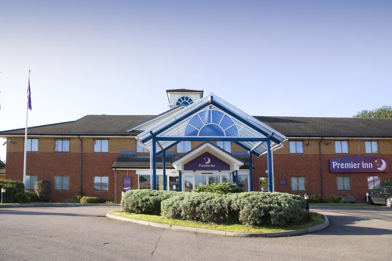 premier inn luton south m1 j9