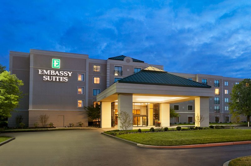 Embassy Suites By Hilton Philadelphia Airport,Philadelphia International Airport>>New Philadelphia,3.5 star