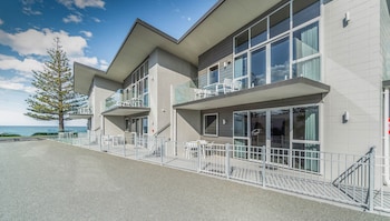 kaikoura waterfront apartments