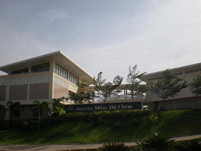 lazi beach mom da chim resort