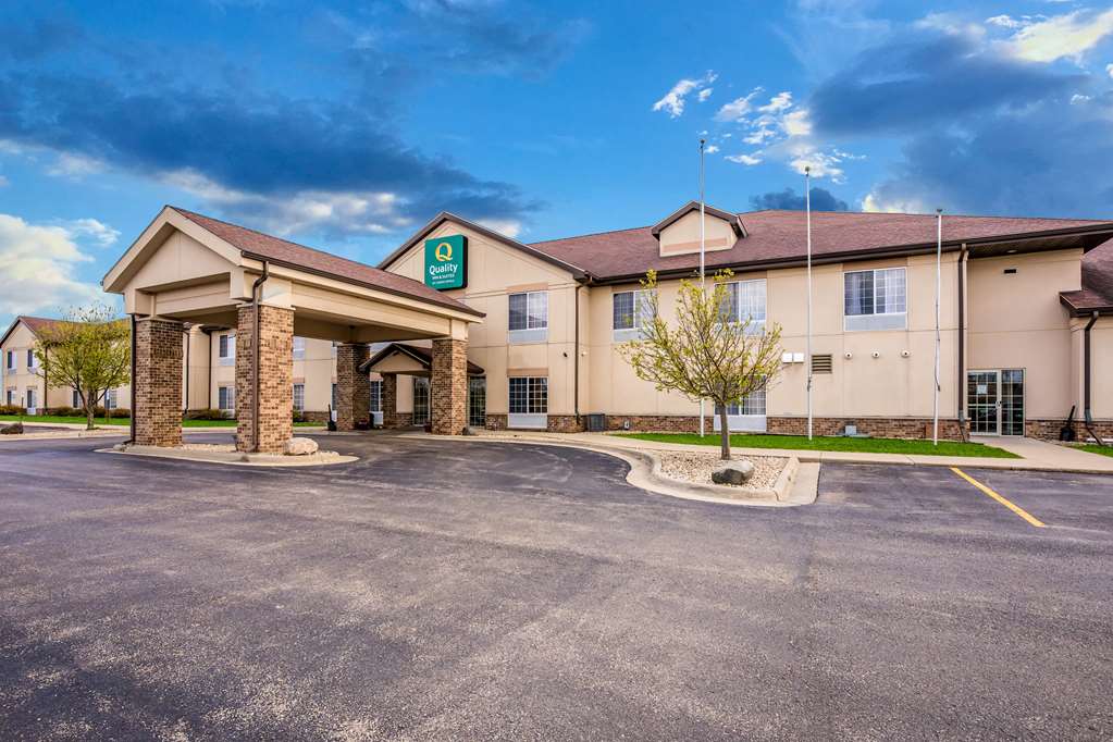 Quality Inn & Suites,Columbia>>Arlington,2.5 star