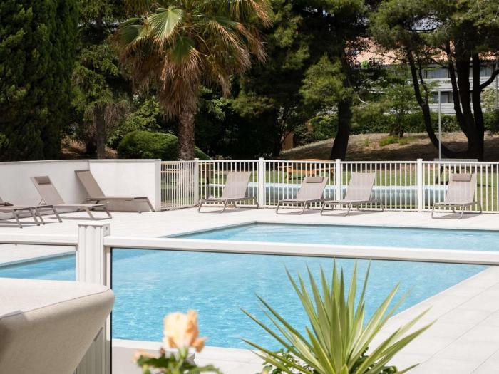 novotel narbonne sud