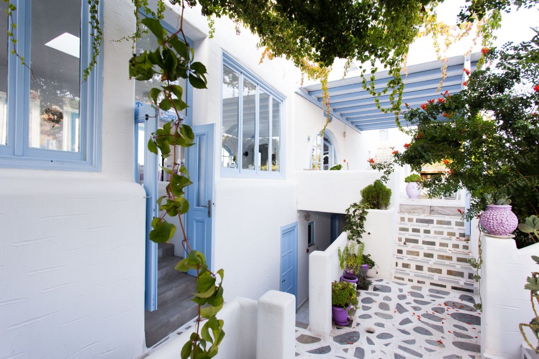 Stratos Apartments And Studios,Parikia>>Krotiri,1 star
