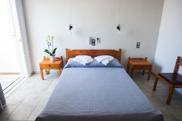 Olympia Hotel,Ermoupoli>>Ano Siros,2 star