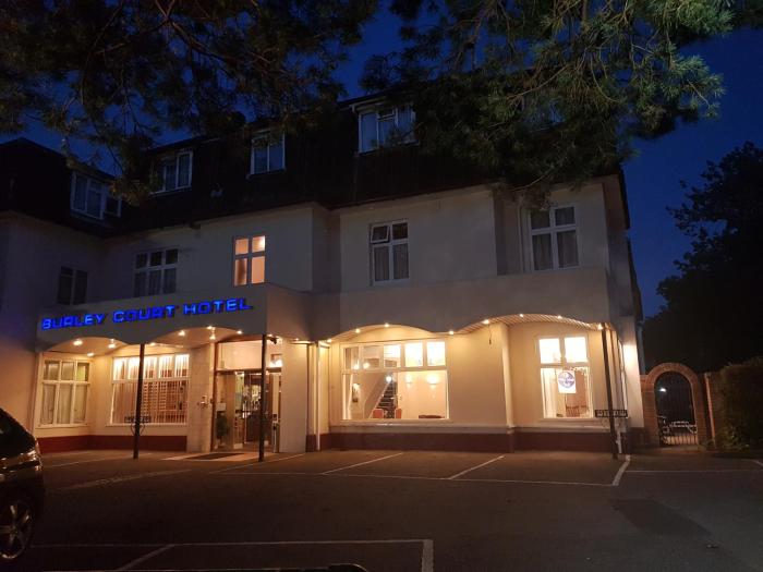 burley court hotel