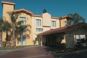 la quinta inn by wyndham bakersfield south