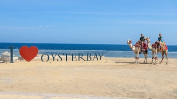 oyster bay beach suites