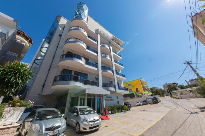 hotel brilant