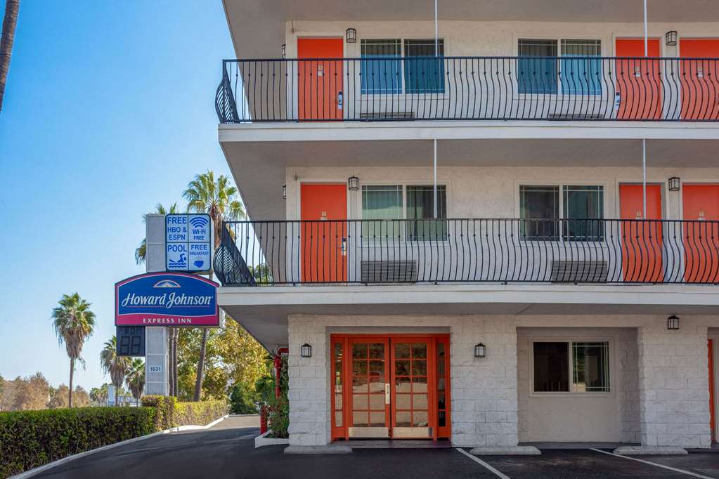 Howard Johnson By Wyndham San Diego Hotel Circle,San Diego>>Mission Valley,2 star