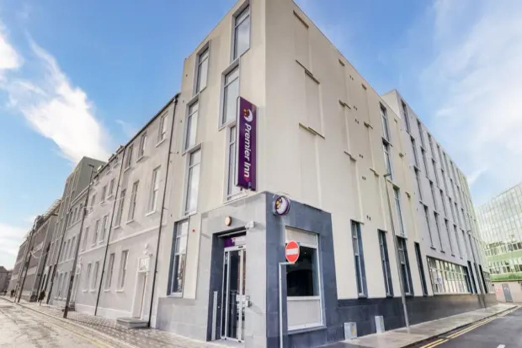 Premier Inn Cork City Centre,,2 star