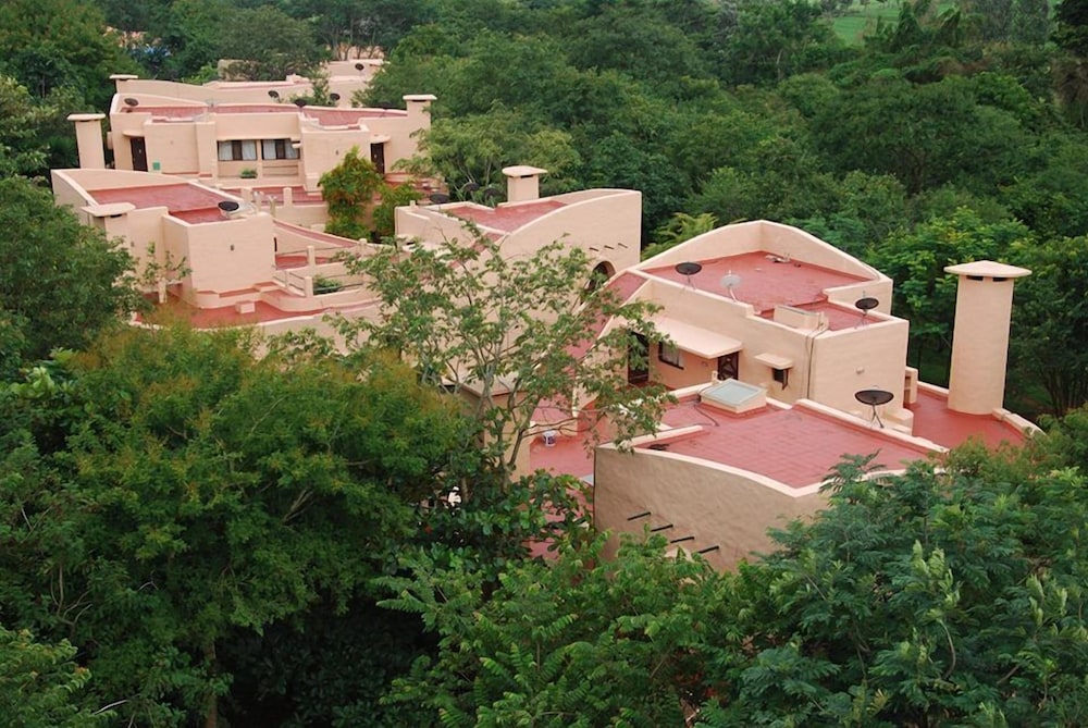 Country Club Wildlife Resort,Gundlupet>>Bandipur,3.5 star