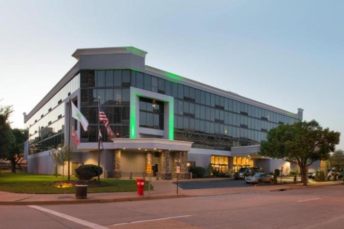 the arch convention hotel