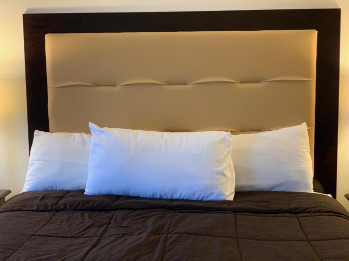 Blackwater Inn,,2 star