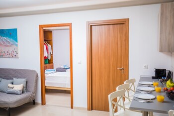 rhodes city center suite