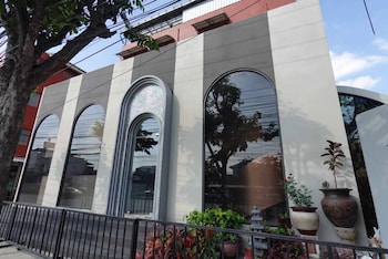 Rtw Residence,,3 star