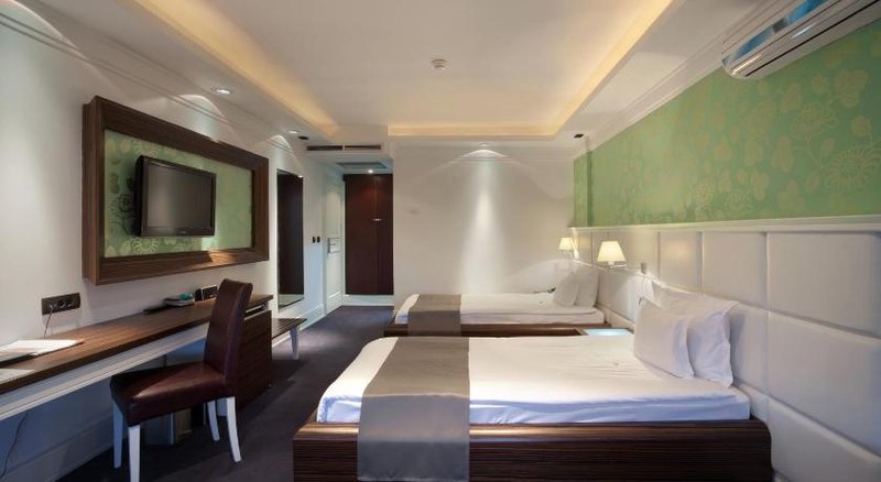 Garni Hotel Crystal,Kraljevo>>Kragujevac,4 star