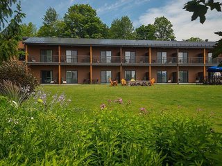 Auberge Des Gallant,Montreal>>Coteau-Du-Lac,4 star