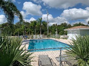 Sebastian Gardens Inn & Suites,,2 star