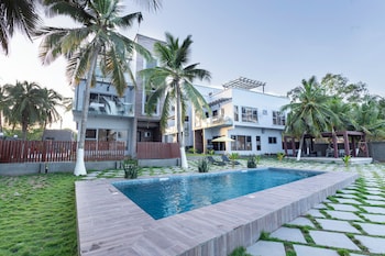 serenity residences and spa kokrobite