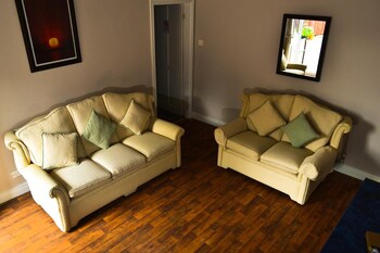 The Manor Guesthouse,Cheshire>>Cheadle,4 star