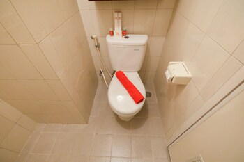 simple studio signature park grande apartment near mt haryono